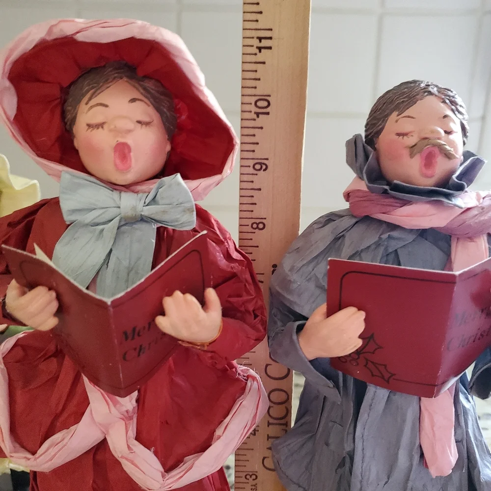 Christmas Carolers Paper Mache Set of 4